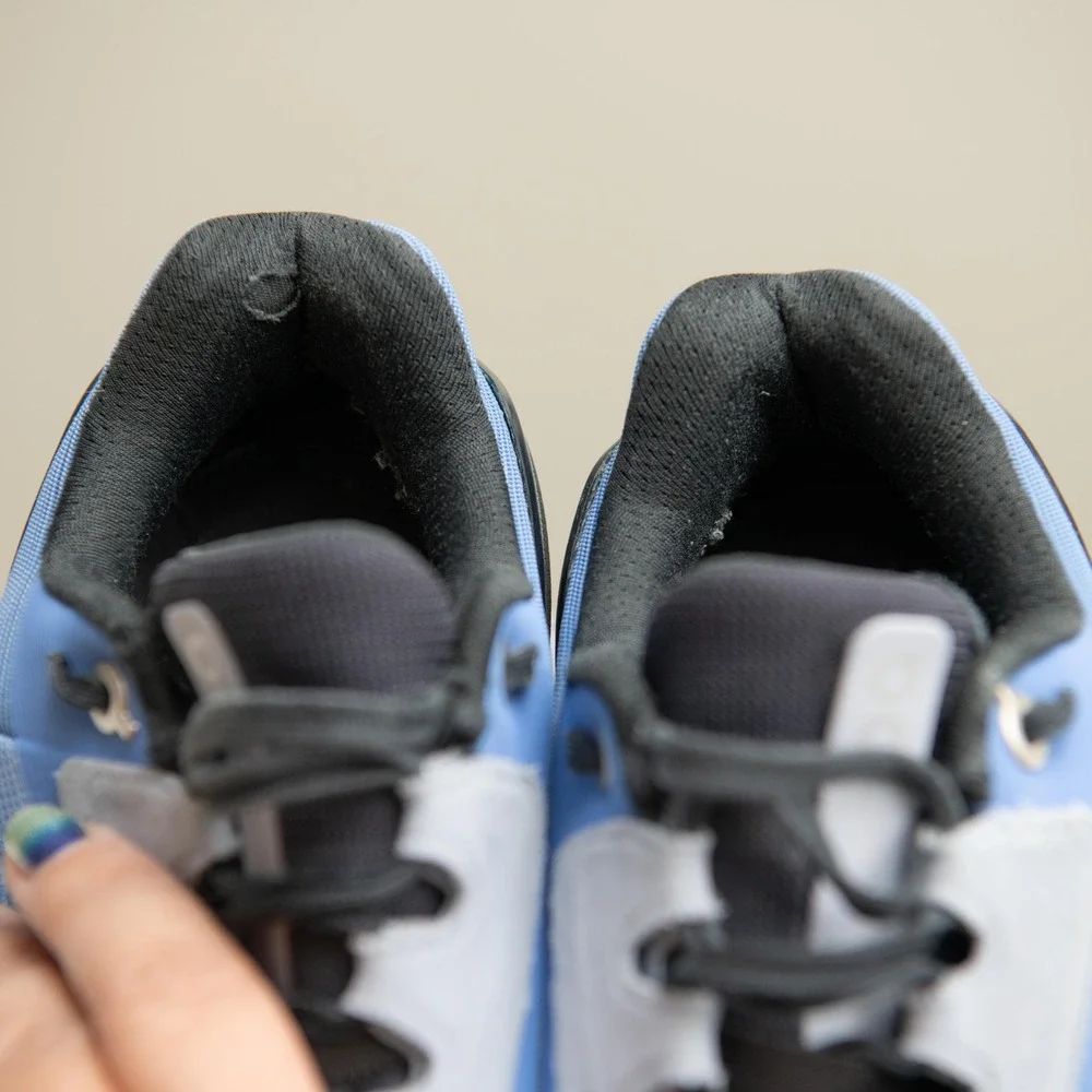 On CloudStratus Running Shoes Womens Sz 6.5 Sporty Athleisure Max Cushion